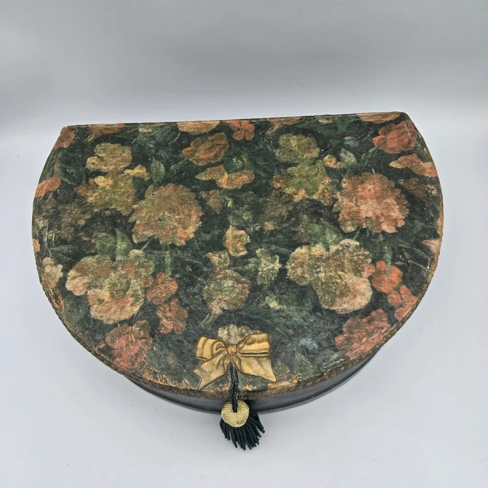 Antique Half Moon Floral‎ Decoupage Large Storage Box Green 12X8X4 Old World